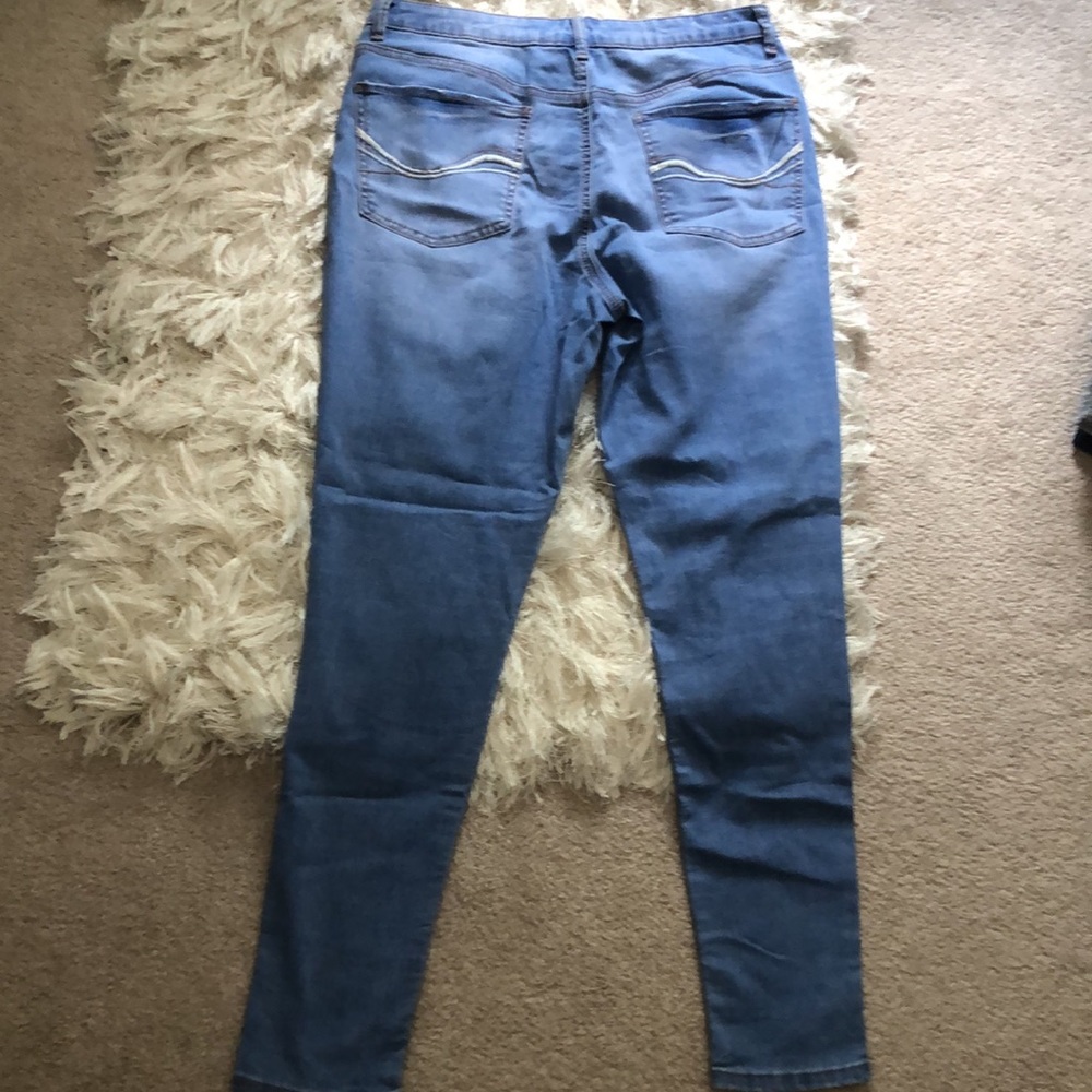 High Rise Jeggings - Picture 2 of 3